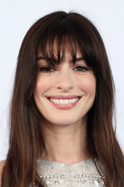 Anne Hathaway — official photo 3